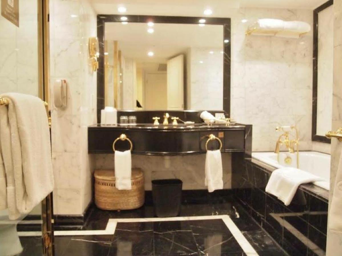 New Orient Landmark Hotel Macau Exterior foto Bathroom