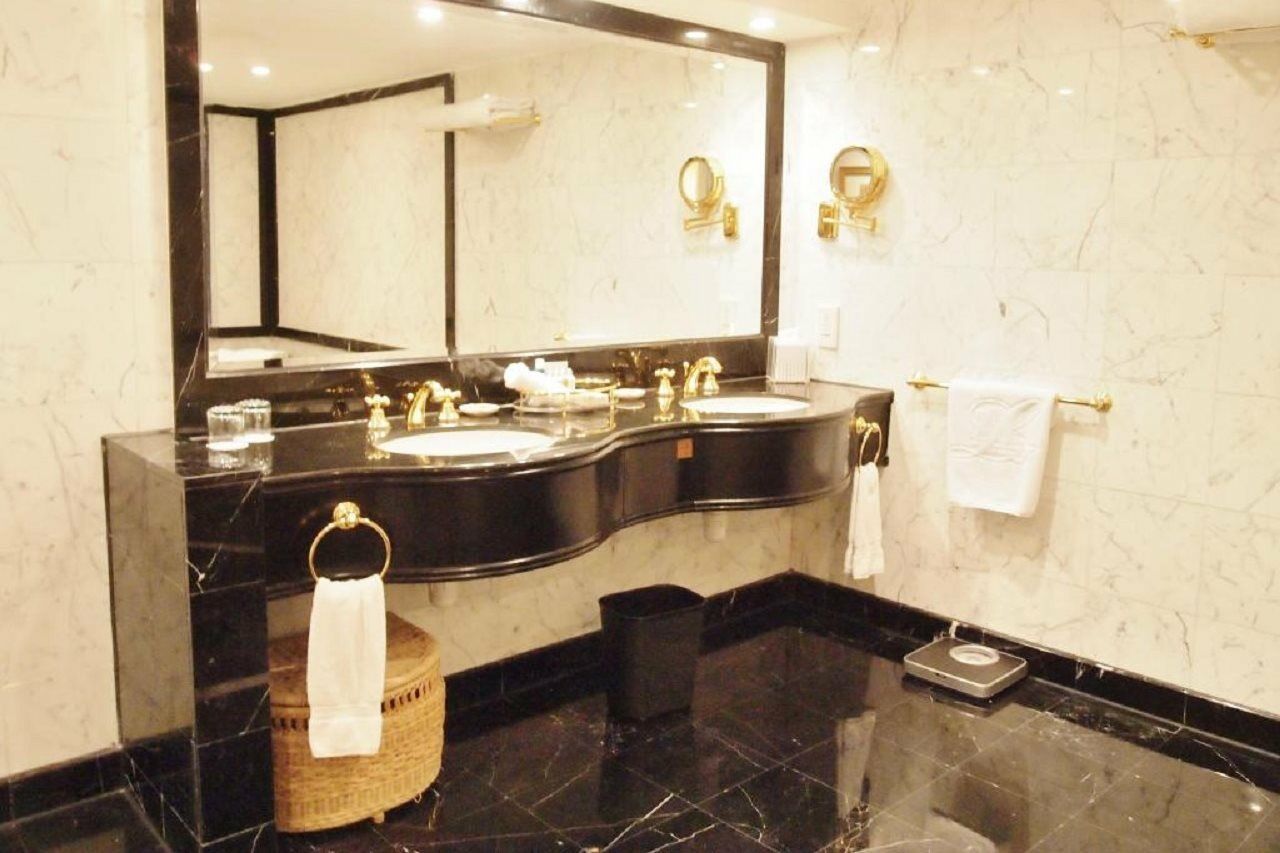 New Orient Landmark Hotel Macau Exterior foto Bathroom